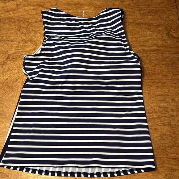 Lands' End Asymmetrical Blue and White Swim Tank - Picture 4 of 6